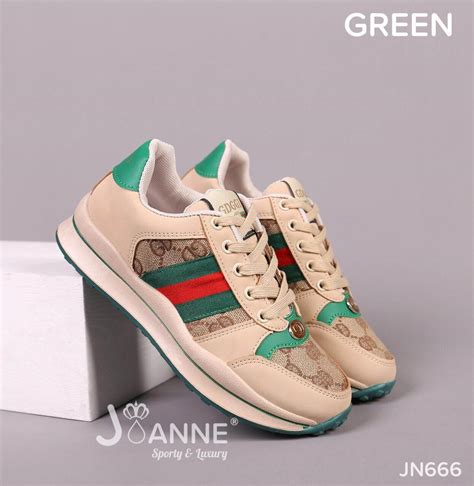 sepatu gucci wanita